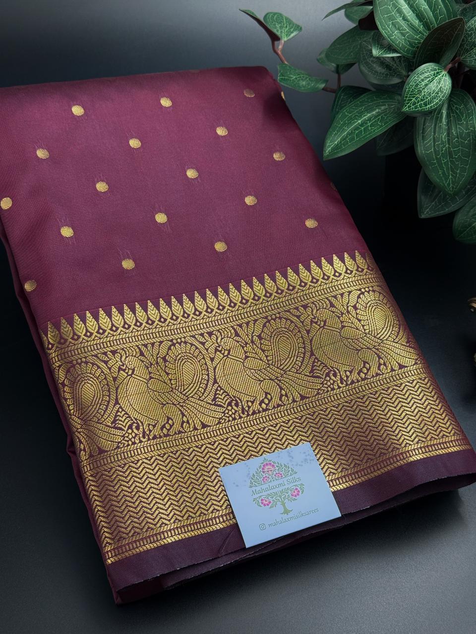 Kanchipuram Thousand Butta Silk Saree Maroon and Gold Zari Border