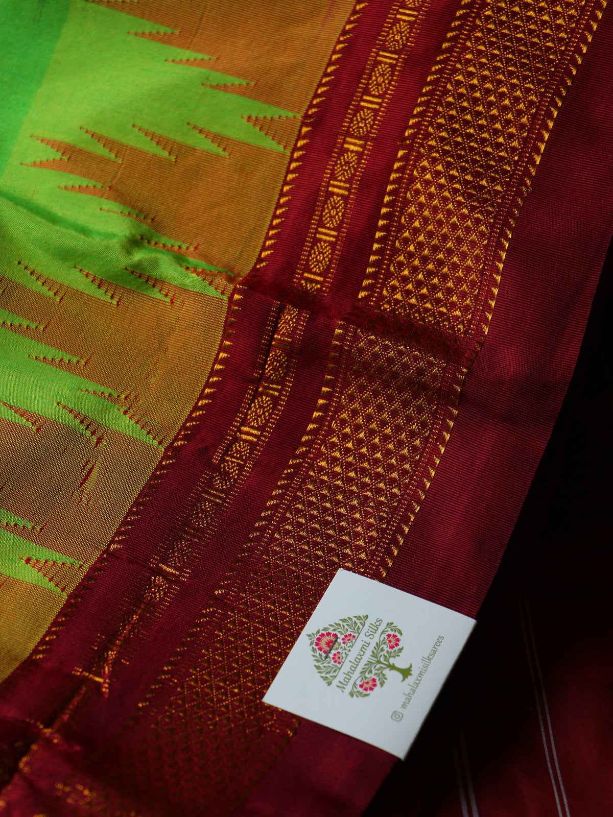 Lush Green Temple Gadhwal Saree with Maroon Border