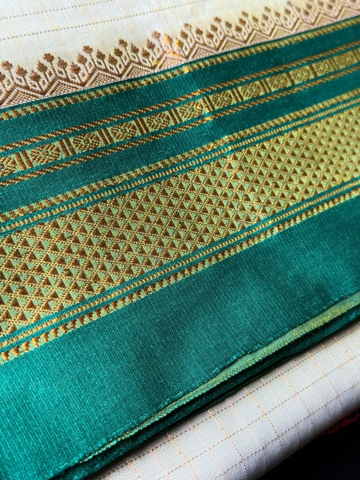 Pestal Green Zari Checks Ilkal Saree With Dark Green and Golden Zari Border