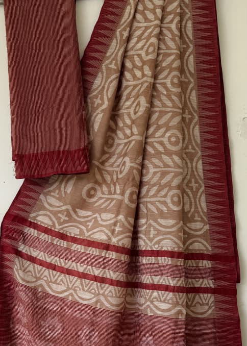 Beige Block Printed Temple Border Saree