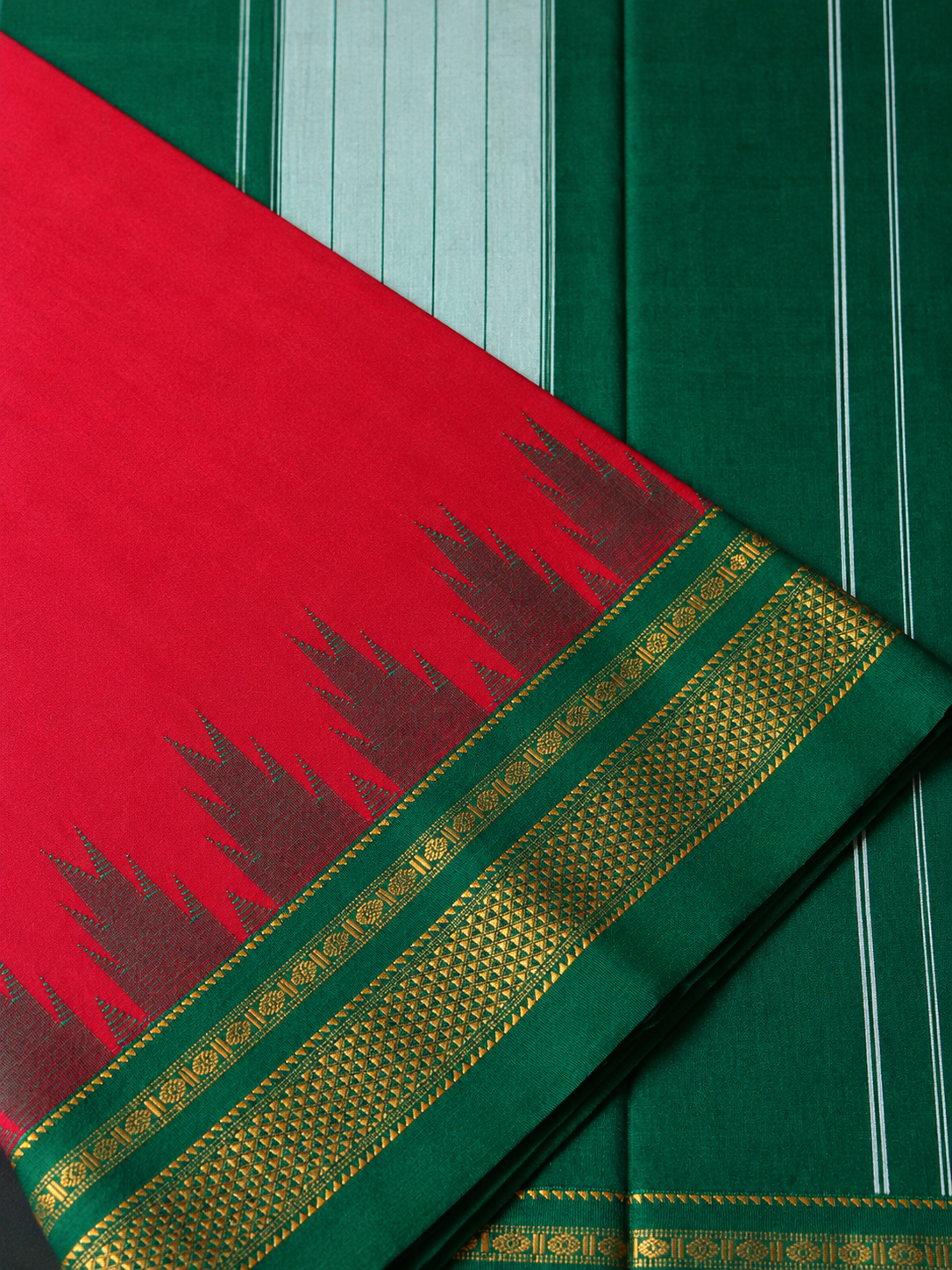Maroon Temple Gadhwal Saree with Green Border