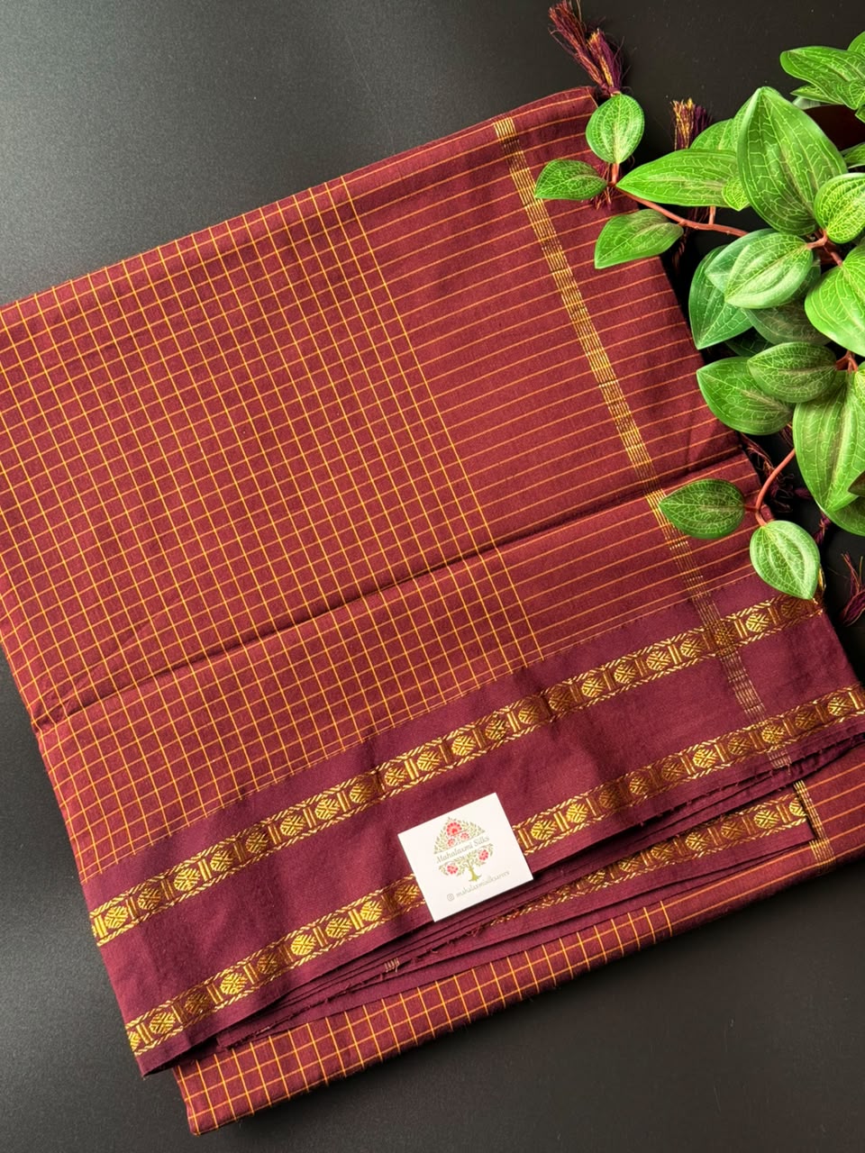 Brown Arani Silk Cotton Saree With Zari Border