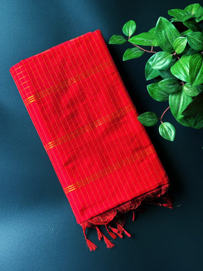 Crimson Red Arani Silk Cotton Saree With Zari Border