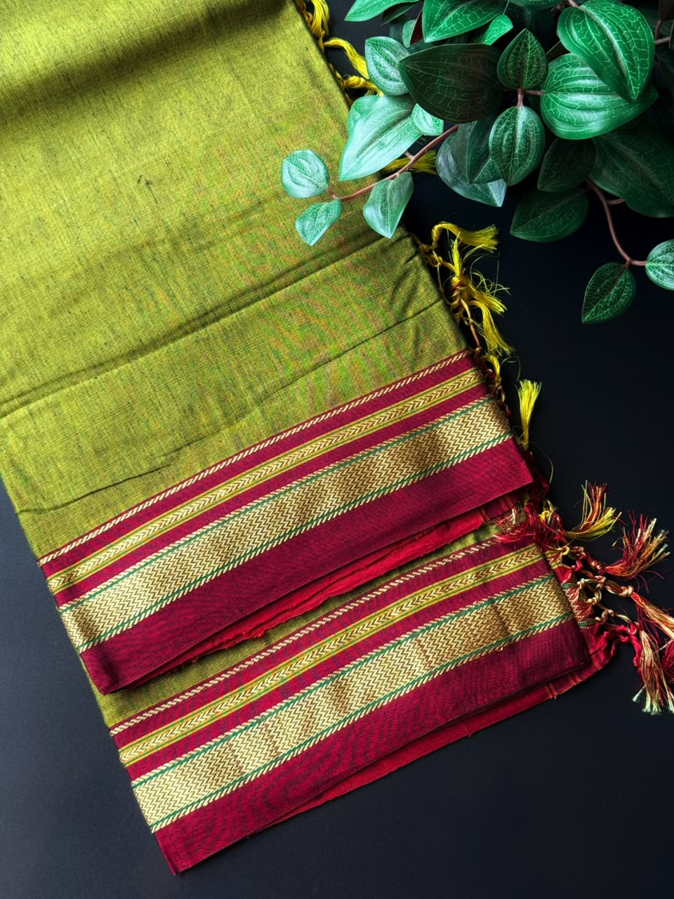 9 Yard Lush Green Ilkal Saree With Maroon and Golden Zari Border